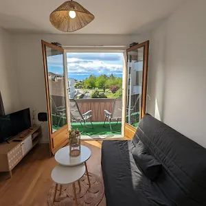 https://cosy-et-moderne-lac-leman.hotels-rhonealpes.com